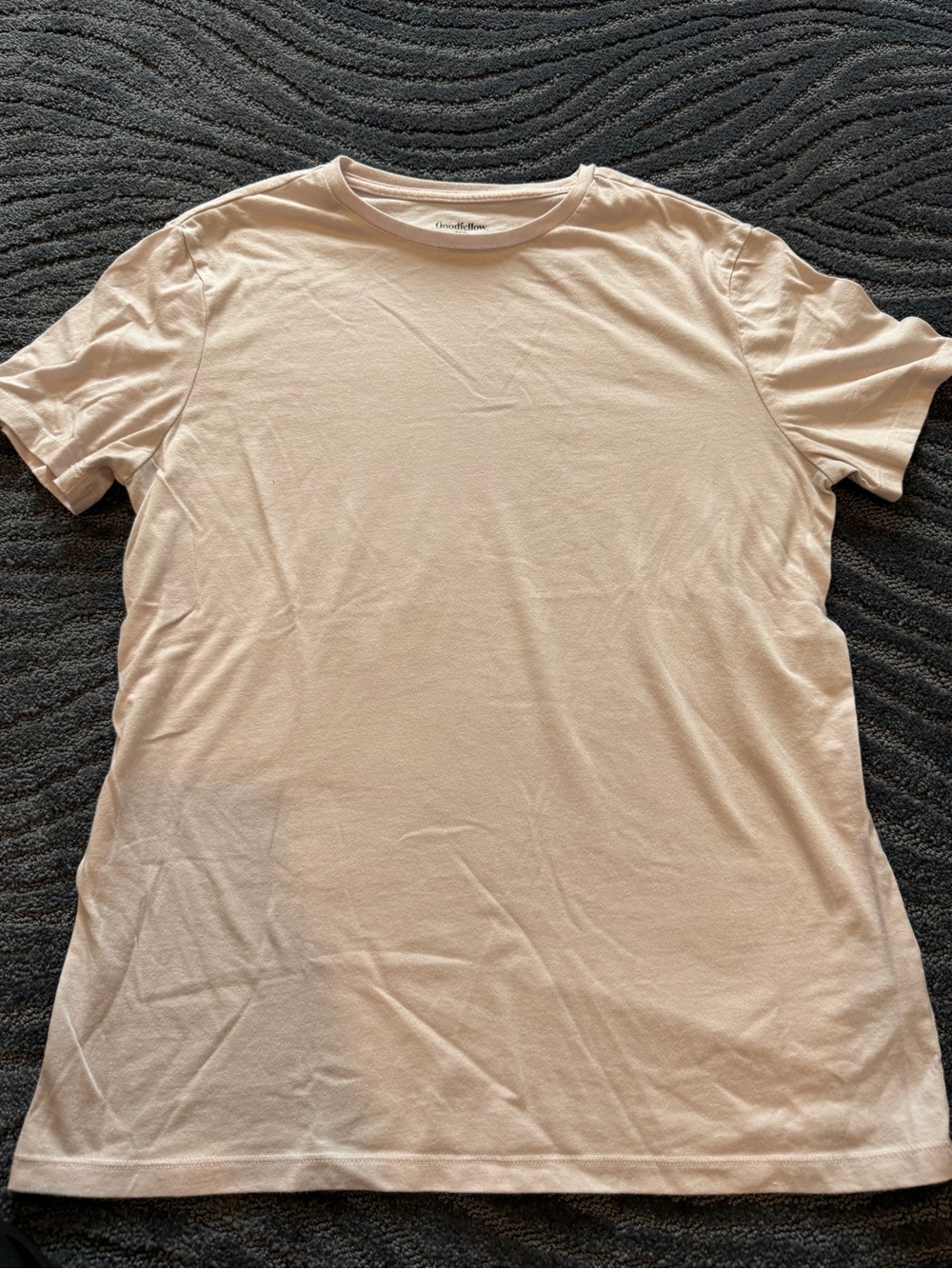 Goodfellow men’s pink t shirt